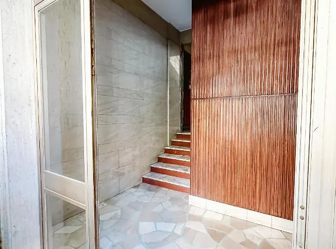 Cozy And Design - Metro Malatesta Apartament