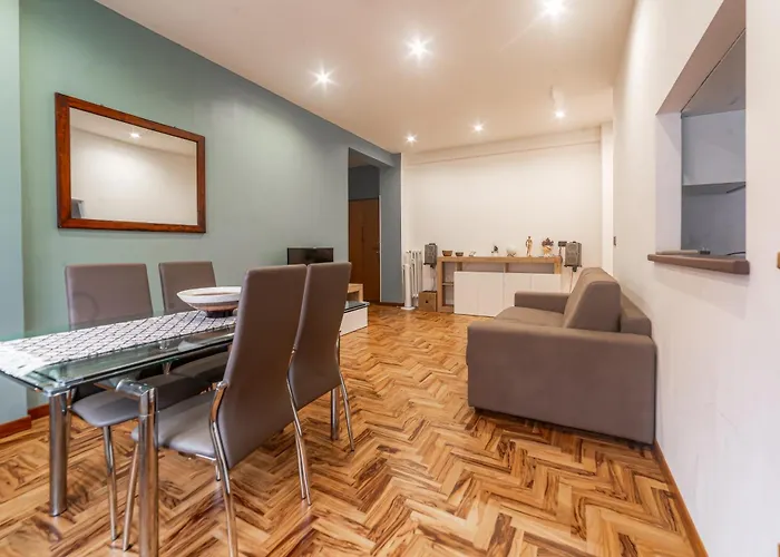 Cozy And Design - Metro Malatesta Apartament *